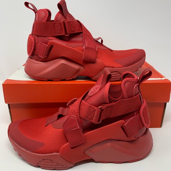🆕 Nike Air Huarache City - Gym Red - Picture 2 of 8